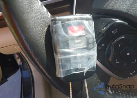 2013 Toyota Camry Xle z USA, uszkodzony, nr VIN 4T4BF1FK0DR282226